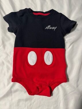 Walt Disney World Mickey Mouse Onesie | Size 18M Disney Fan